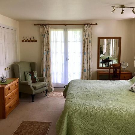 High Mead Bed and Breakfast Woodsford Esterno foto